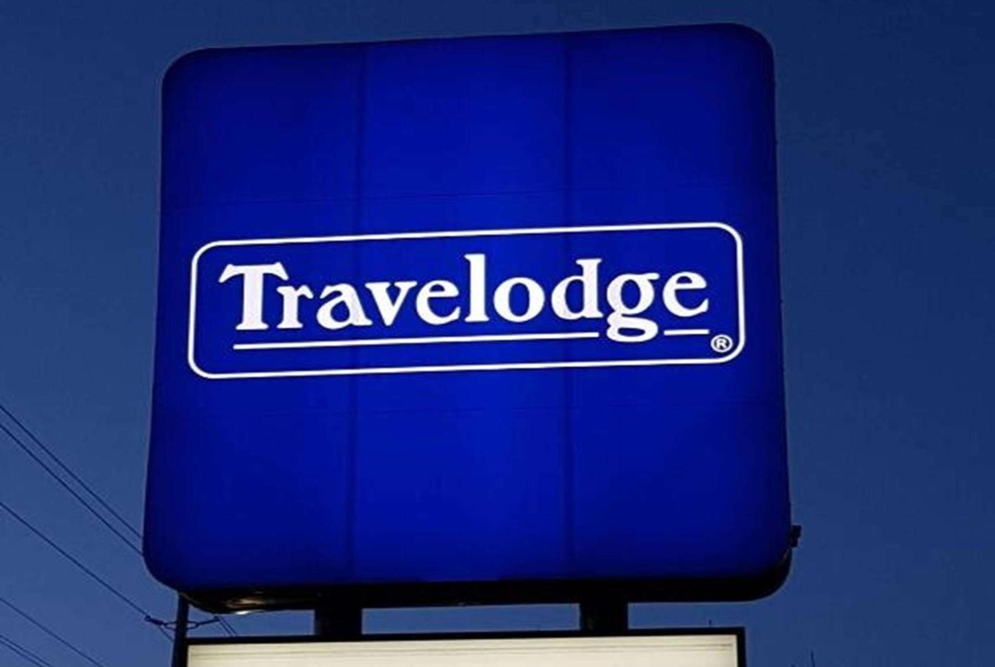 Travelodge By Wyndham Уэлленд Экстерьер фото